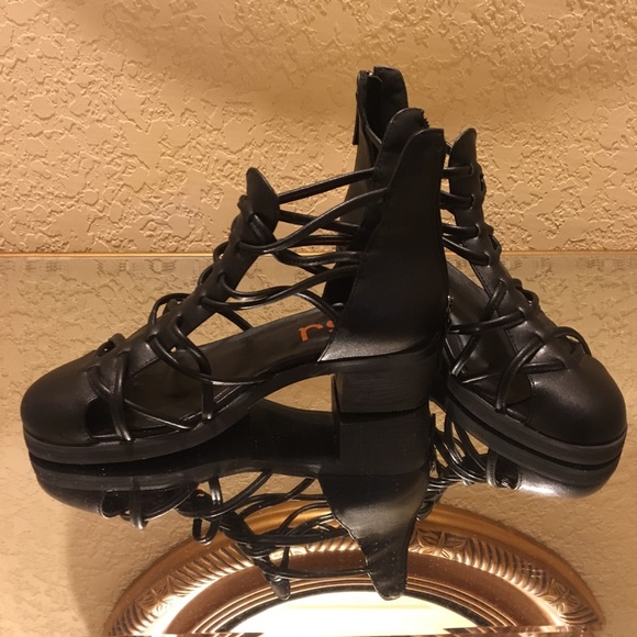 FSJ black block heel PU sandal - Picture 3 of 8